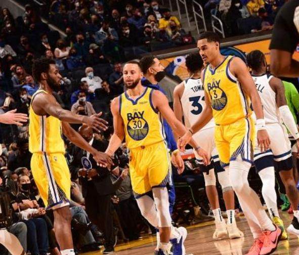 华体会官网-时隔两年水花再度各进5记三分 勇士磨合渐入佳境